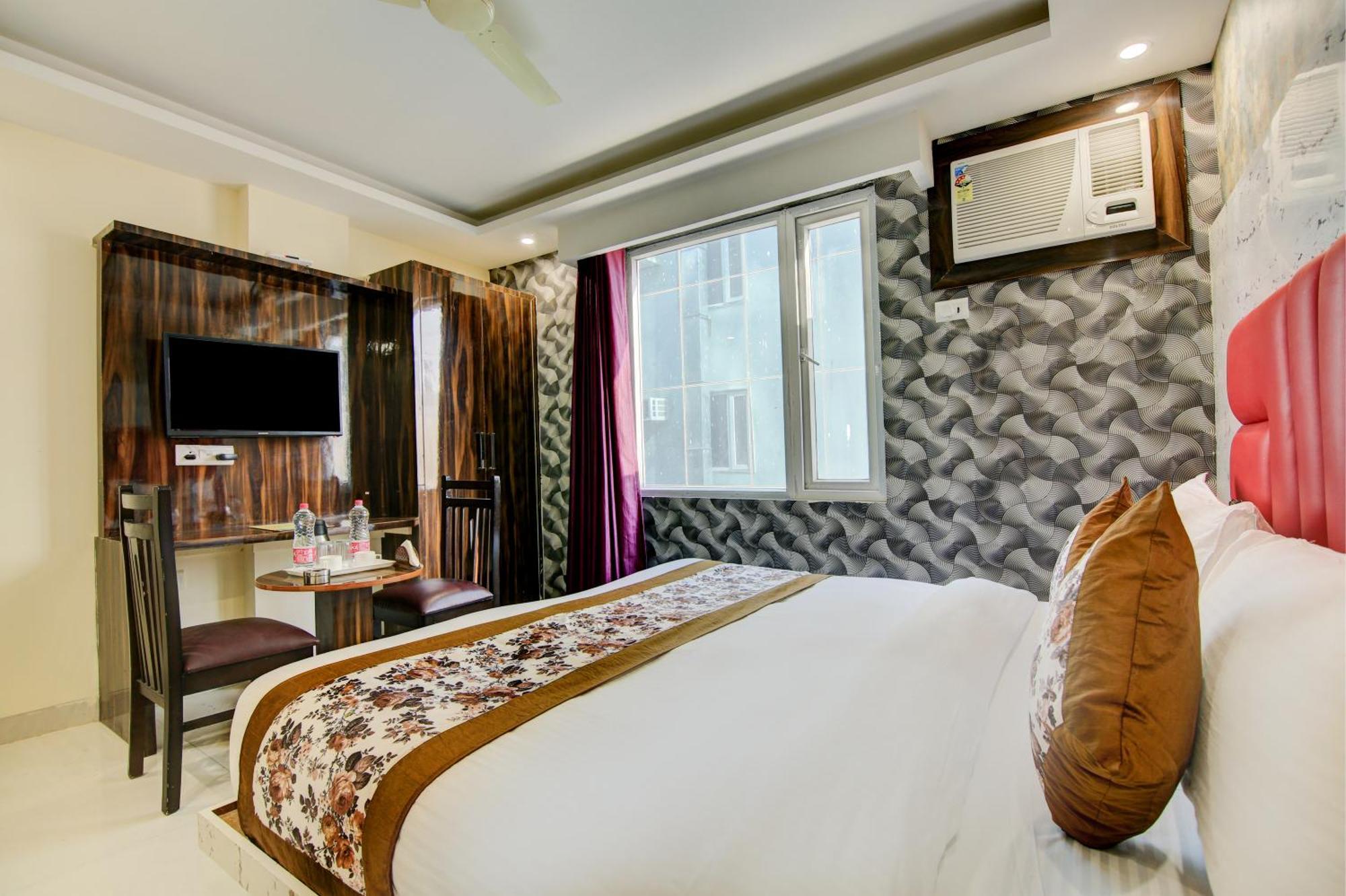 Hotel Smart Signature By Smart Group Нью-Дели Экстерьер фото