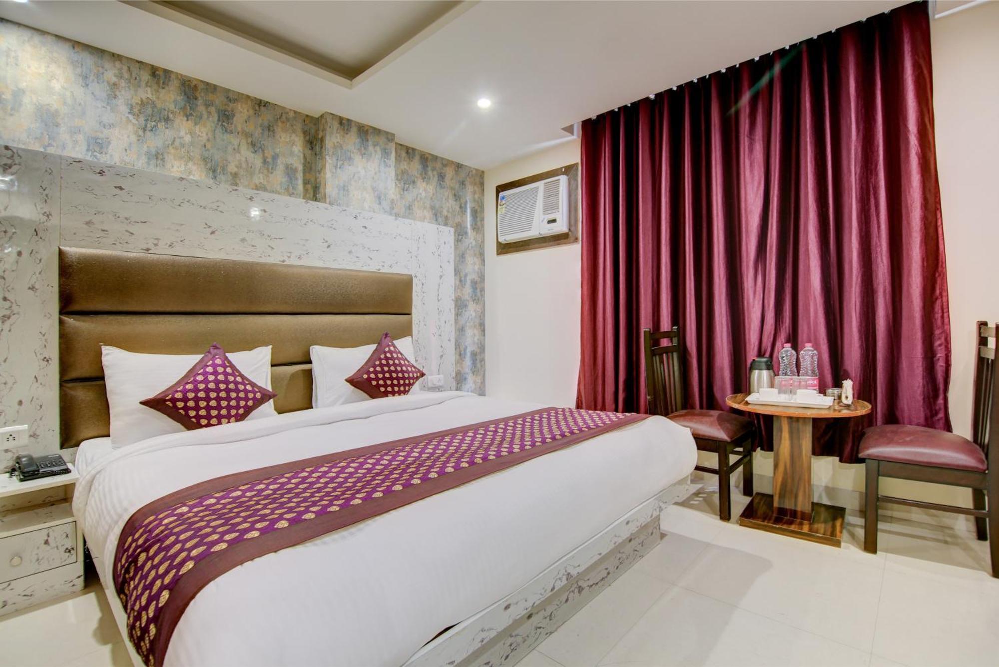 Hotel Smart Signature By Smart Group Нью-Дели Экстерьер фото