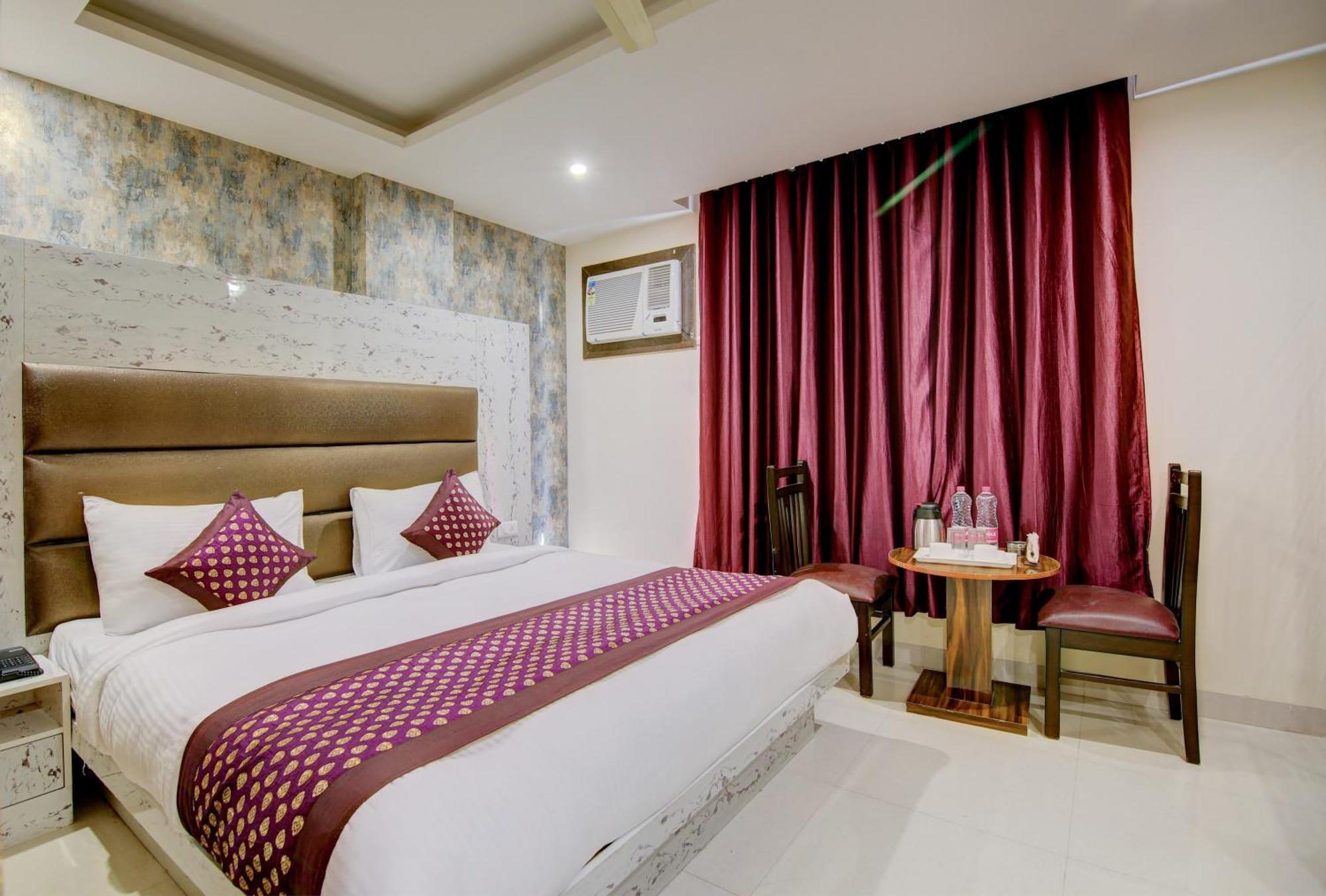 Hotel Smart Signature By Smart Group Нью-Дели Экстерьер фото