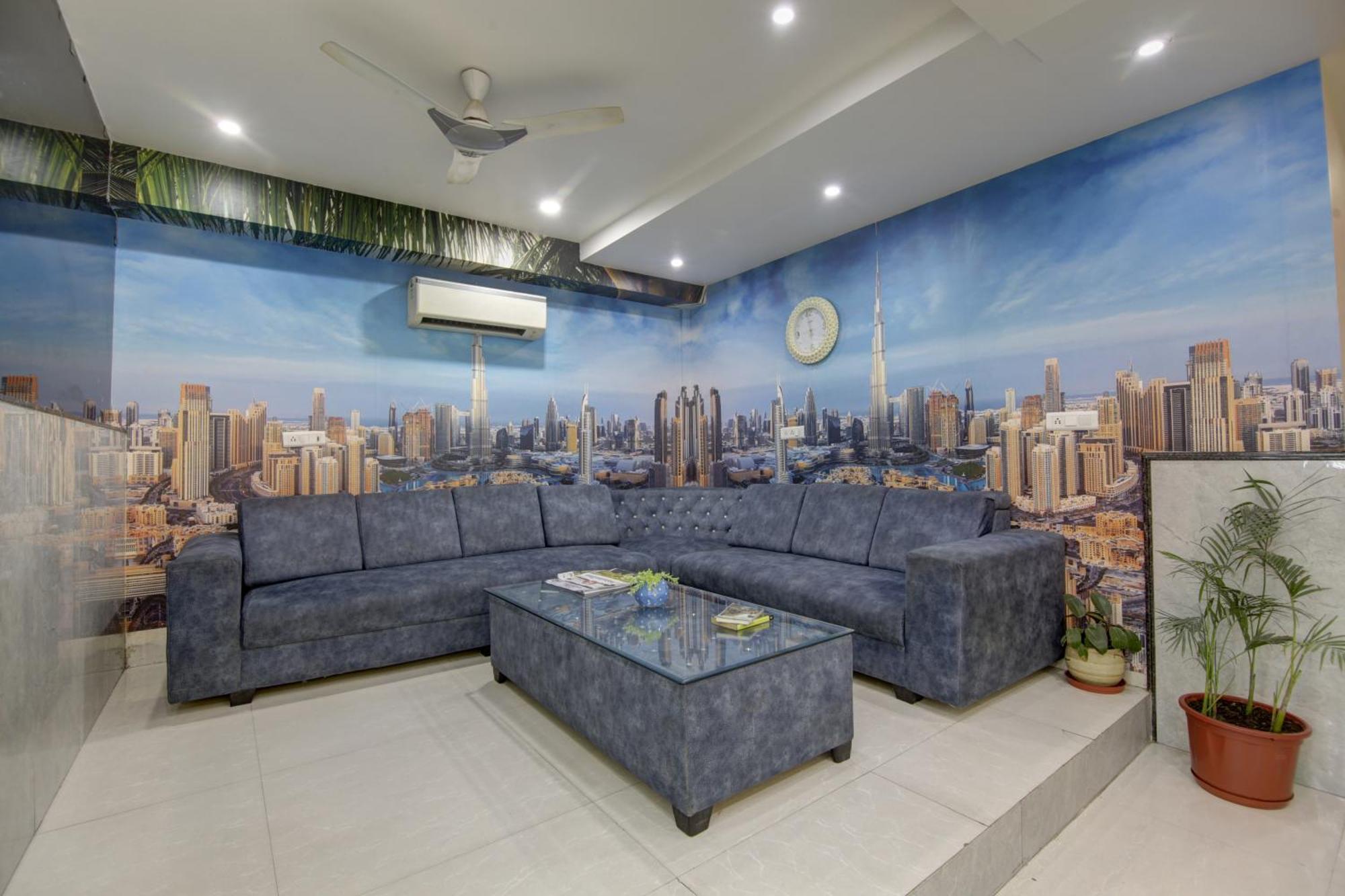Hotel Smart Signature By Smart Group Нью-Дели Экстерьер фото