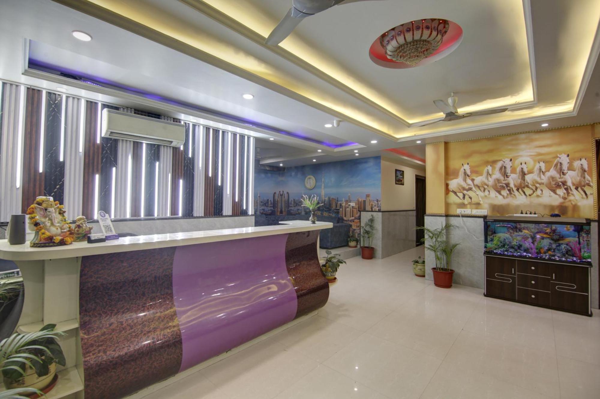 Hotel Smart Signature By Smart Group Нью-Дели Экстерьер фото